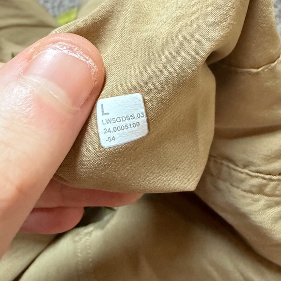 Lululemon Lightweight Adjustable Mid-Rise Cargo Pant in Filbert Tan Size Large - Picture 13 of 16